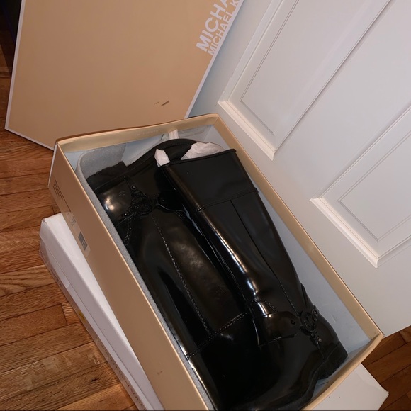 ☔️MK Fulton Rainboot ☔️ - Picture 6 of 8